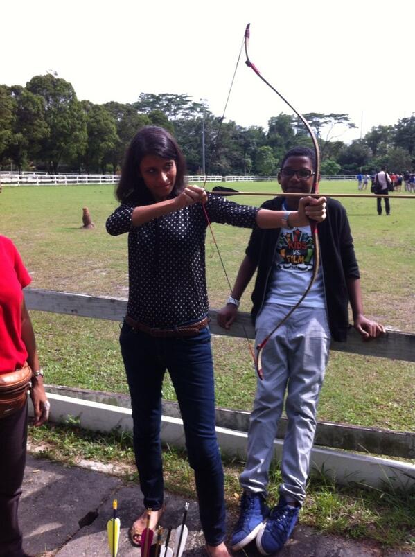 mohinisule's tweet photo. Archery is addictive! http://t.co/2fPTgQY2Fj