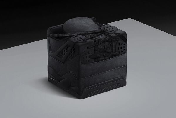 HYPEBEAST tweet media