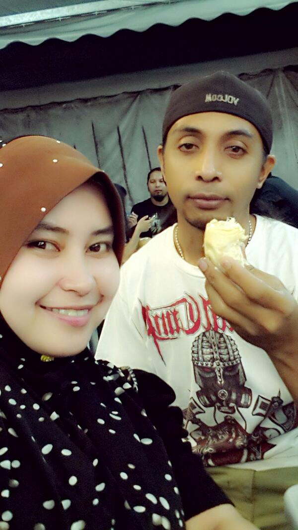 PatmaFadty's tweet photo. Durian time!!! http://t.co/swfBfz5onL