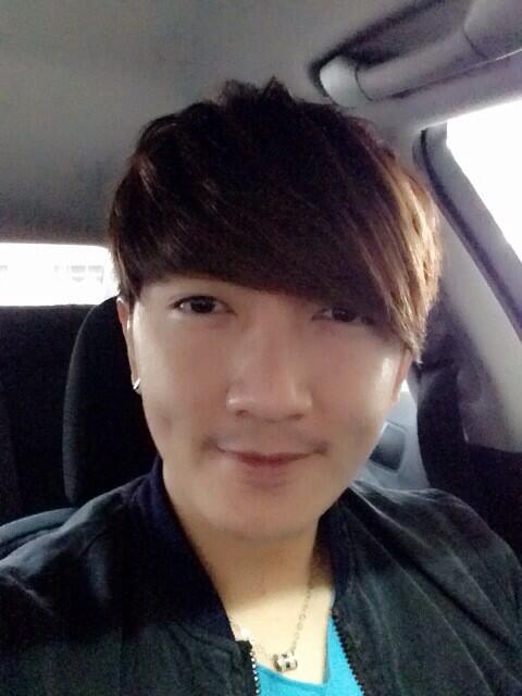EMWKang's tweet photo. Hello.. How's everyone ^^ http://t.co/ZwF8jm1F7B