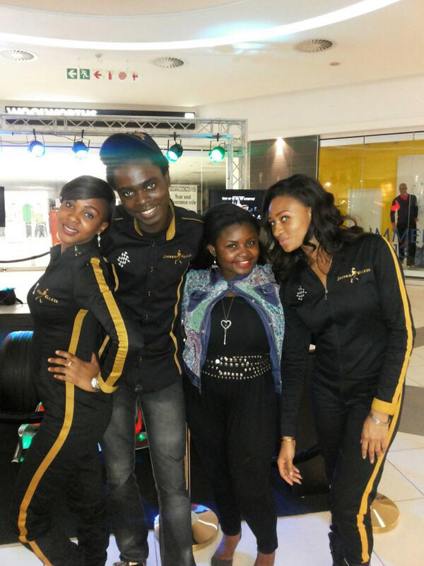 Oyinfierce's tweet image. #iamnotdriving #stepup2vip  #JohnnieWalker cc  @THEBEAT999FM