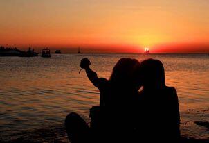 Have you ever sat and done this for #sunset at mambo?