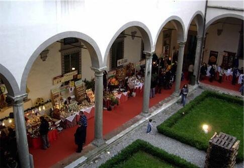 touristcenterlu's tweet photo. #IlDescoLucca Terzo Weekend: 30 Novembre e 1 Dicembre
Third Weekend of Il Desco : November 30 and December 1st http://t.co/bAJ2df69oQ