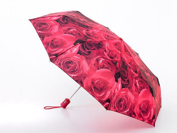 This lovely New Fulton Rosey Red Umbrella in stock today toysandinteriors.co.uk/Rose-Red-Fulto…