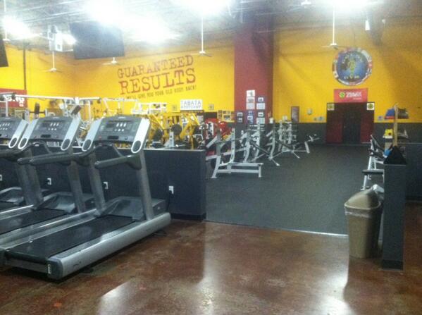kadyomaley's tweet photo. While you're all out at Black Friday... http://t.co/X7QMMlgaW5