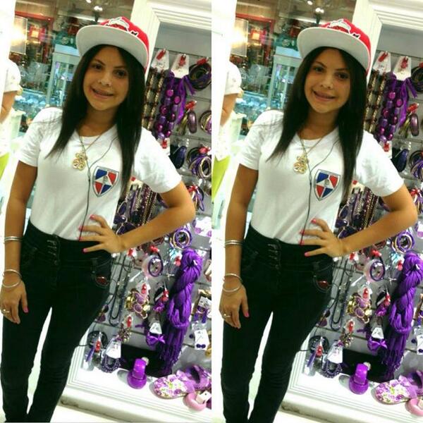 Kadelfi_Star's tweet photo. #EnSantiiago0 http://t.co/Q90FKgnci5