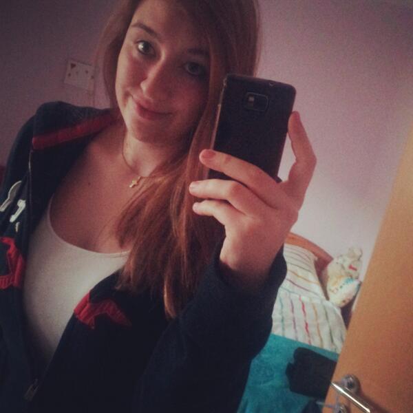 AlissaSchuetz's tweet photo. @Nadine_Stohner :-*  ♡♥ http://t.co/QrwOz6CnyJ