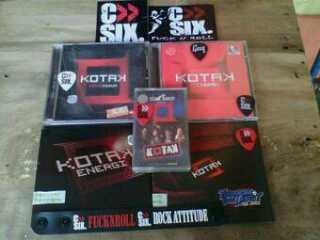 Koleksi kaset gue