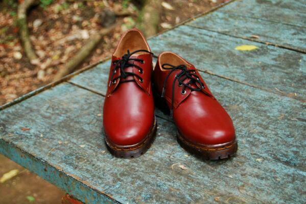 Availablshoes's tweet photo. Ox Granit • IDR 180,000 Import leather, 37 - 40 • Order:  27F1B155// 082121944270 http://t.co/XpQUwg8nmS &amp; http://t.co/RGhiNhj1vX
