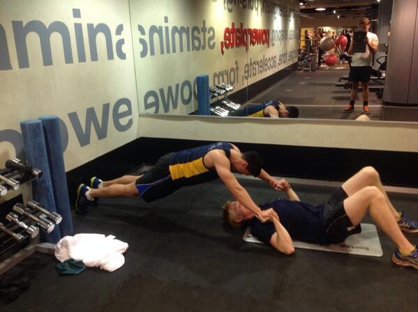 Bro-prioceptive rehab with <a href="/mgolton10/">Mark Golton</a> #pertubation #stability