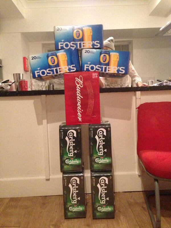 dbs__7's tweet image. Today we welcome the Beer-o-tron 2013 to the house. #BeerRobot