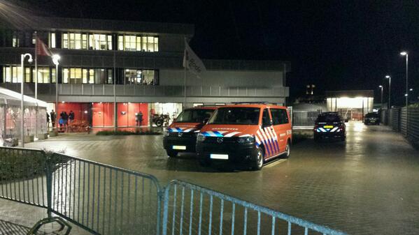 Door Verbruggen opgebouwde nieuwe voertuigen prominent aanwezig @ #opening nieuwe #brandweerkazerne #Harderwijk.