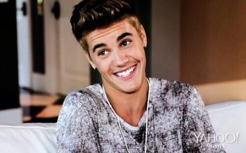 JBsexykidrauhl's tweet photo. YOU WANT JUSTIN TO WIN?

DO YOU WANT TO SEE THAT BEAUTIFUL SMILE?

THEN RT THIS NOW 

#mtvstars Justin Bieber http://t.co/edVQUja4q0