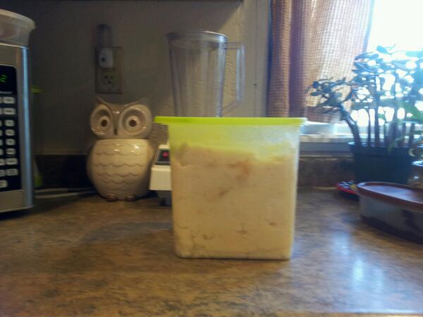 DavidMondello's tweet photo. This is how much mashed potatoes are left over from Thanksgiving. Seven pounds of uneaten taters. http://t.co/BAhNn4cqaY