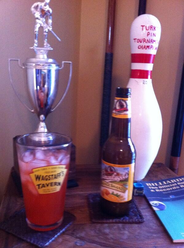 ARWagsx3's tweet photo. @maestrobillyard Turkey Pin Tournament &amp; now Turkey Maestro Cup, game on.......got to love Thanksgiving!!! http://t.co/3hEcQaXx2b