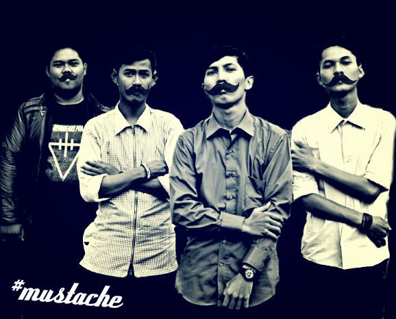 #MUSTACHE :D