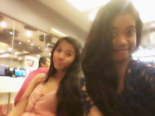 OdeAgusSaputra's tweet photo. Ciehh bagus fotonya kak.. :D "@_thaaoctaa: http://t.co/Js98o22V13"
