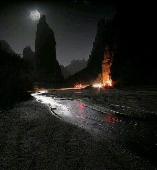 mm12345545's tweet photo. يانوم وشبك عن عيوني تخليت 
وش مزعلك يانوم يومك تخلا
غير اتقلب موجسن كل ما مسيت
وحضرة جنابك طول ليلك تغلا http://t.co/1ldTlZQhC9”