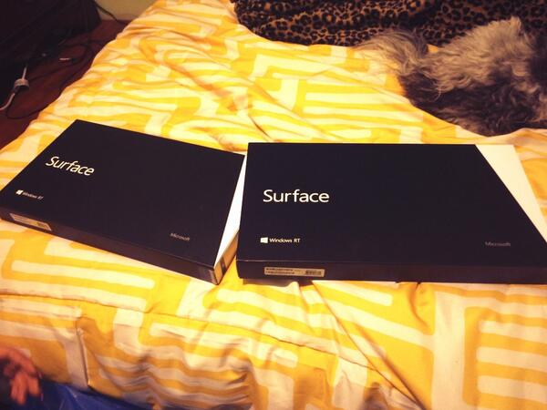 edgrralvrzz's tweet image. One for @solly143 and one for me😊😄 #Surface #WindowsRT #32gb