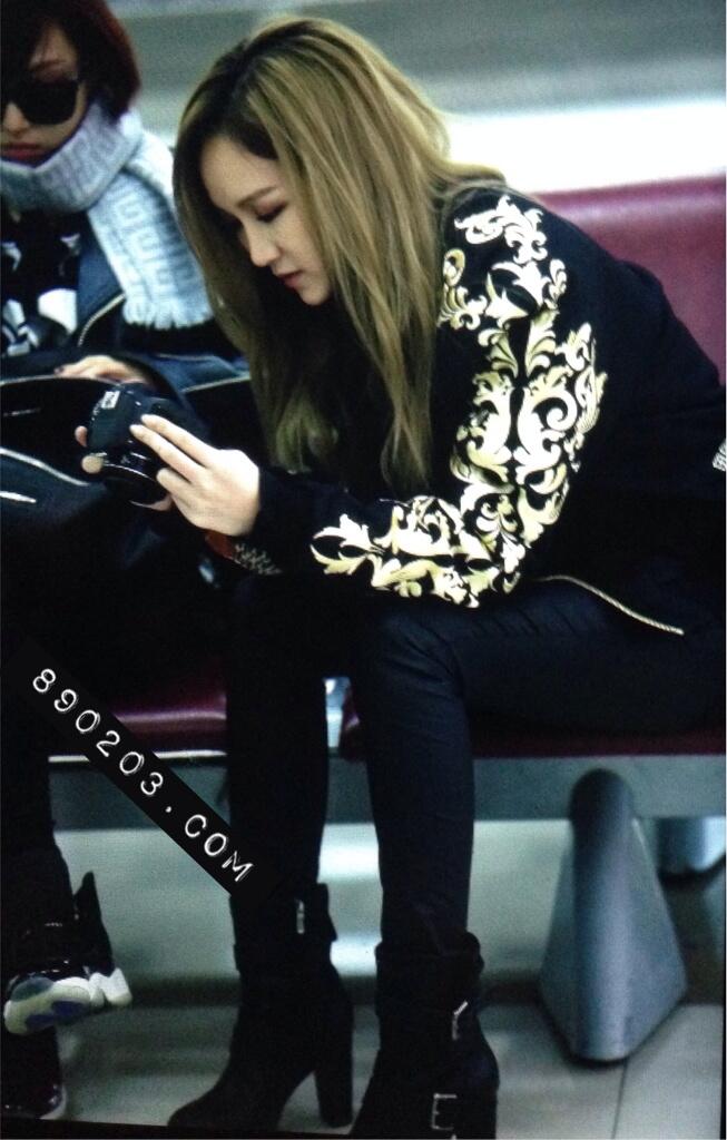 BaSnmXZCUAAG-8f.jpg:large