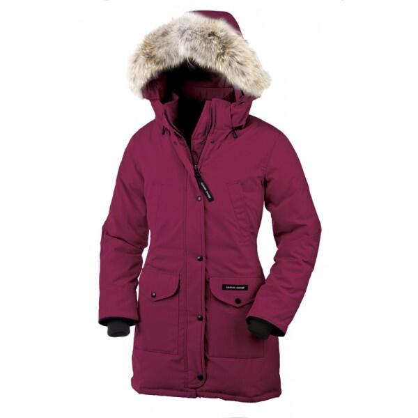 goosejackets1's tweet photo. Category:  Womens Trillium Parka Price: $930.00  $260.40  
http://t.co/F6YT0jzKbp http://t.co/YZUBMCM5Iy