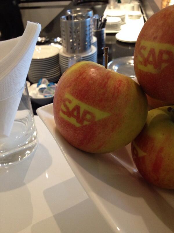 SAP een echte cloud company. Zie hier een tastbaar bewijs ;-)