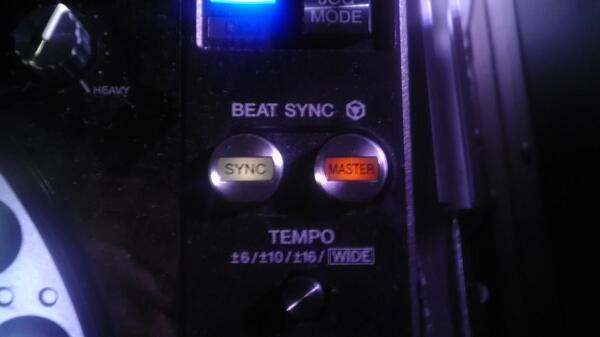 ReverendSnow's tweet image. Wtf is this and why is it on the fucking Cdj?!?!