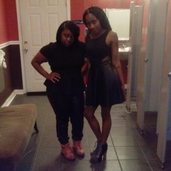 TattedUpShawdyy's tweet image. Me &amp;amp;&amp;amp; My Bestii #SceneFlow