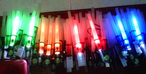 Atribut48's tweet photo. #LS Hijau-Orange-Merah-Biru @25k (free sticker oshi &amp; #NGAYOGYAKARLOVE) FastRespon 083869503110/31556955 http://t.co/SmuEueQBbh