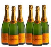 ImperialBar1's tweet image. Lots of this tonight!!! Open till 4am #3djs #3bars