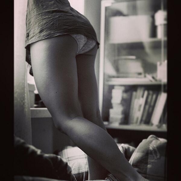 cinta_prima's tweet photo. #upskirt #whitepanties #sexy #girls http://t.co/UXRSG2ELDh