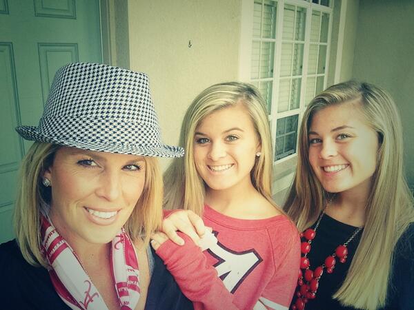 bridgitdaly's tweet image. Game day Go Bama