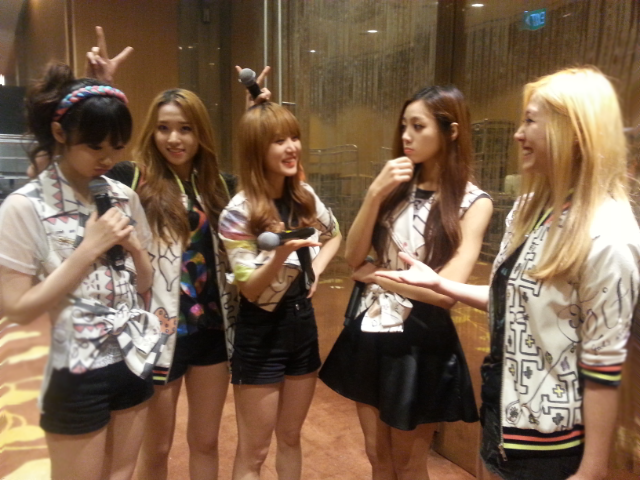 BaVKZbRCYAA-PkO.png:large