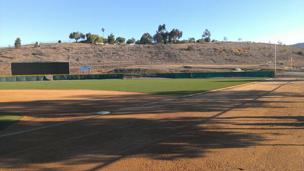explosivehits's tweet photo. @SDFrozenRopes Great day for baseball. Go Frozen Ropes Aztecs! http://t.co/tWneweq15k