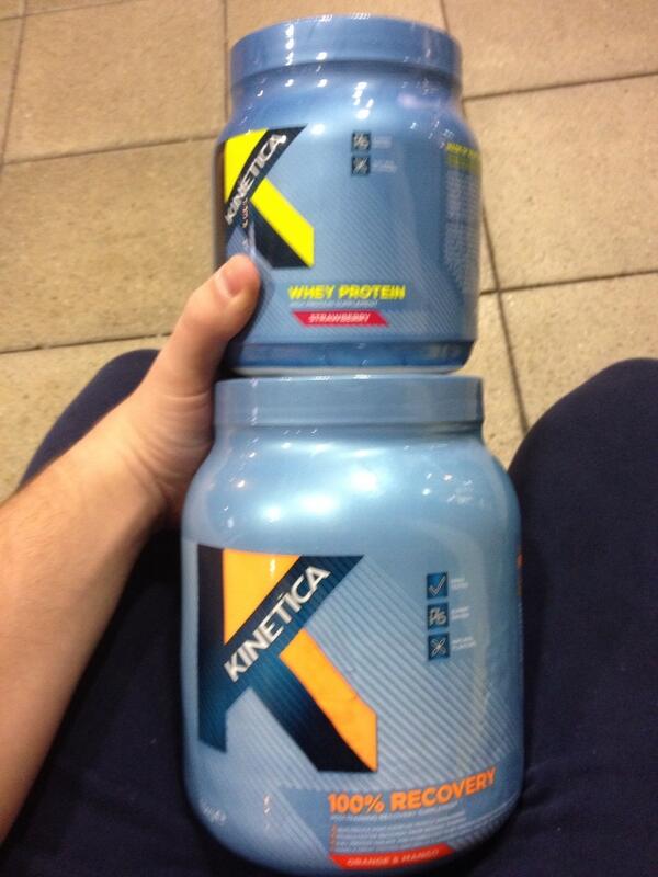 lukebolt94's tweet photo. Love free stuff! Buy any kinetica product and get a small whey protein!!! # DW Sports!!!! http://t.co/dnXS44hBB1