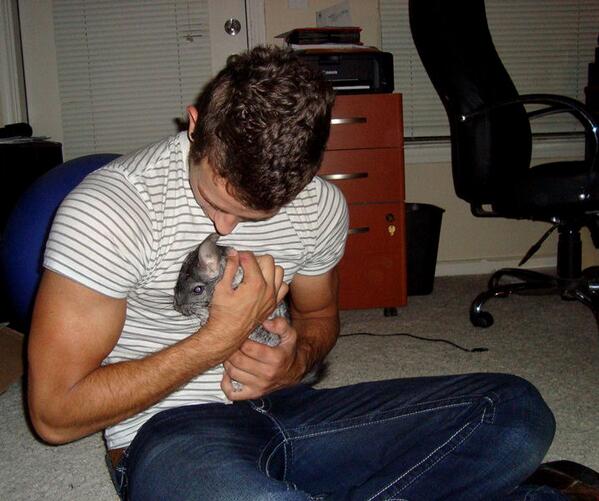 shfluff's tweet image. I think I found a new friend, and he thinks I'm awesome!