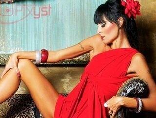 TinkPink34's tweet photo. Pinup <3 http://t.co/6fL9EDcCcV