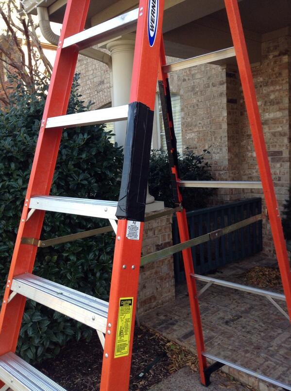 Jack_Bedell's tweet image. #ghettosolutions fixing the ladder with duct tape