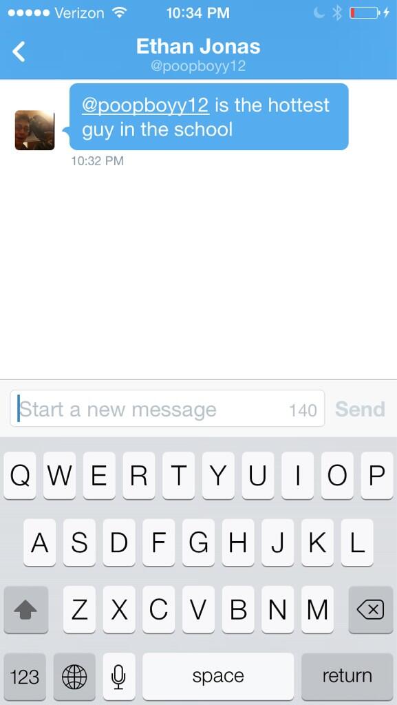SecretSLP's tweet photo. @poopboyy12 You need fucking help... http://t.co/bnuDG5jKzf