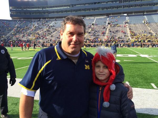 JerodNBC4's tweet photo. Kudos to #Michigan coach Brady Hoke for inviting Grant Reed &amp; his family today. Class move. #Buckeyes http://t.co/jjc15PtcM1