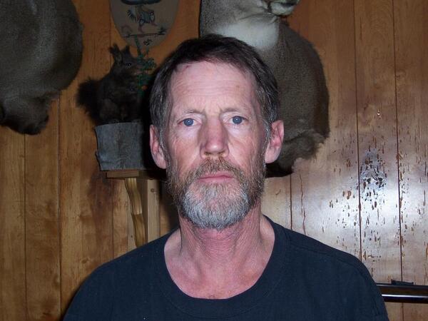 tallynsreach's tweet photo. "@CSP_News: Harry Mapps wanted by @PuebloCountySO &amp; @CBI_Colorado in investigation of three deaths, fire in Rye. http://t.co/pajpx8zooq"
