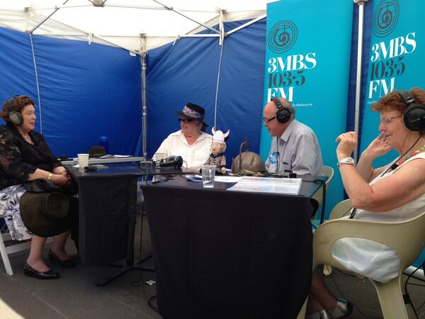 SamJohnstone10's tweet photo. Nance Grant chats with the presenters at the final countdown to the ring @RingCountdown @3MBSfinemusic http://t.co/7xEAb6k0Ue