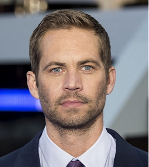 suggestonline's tweet photo. Paul Walker Death Official Statement Here: http://t.co/CZd7zFpvEk   http://t.co/MchwvfU6VX