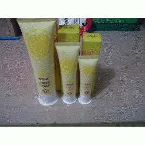 Kelly sabun soap lemonnya bkin seger ke muka kecil: 6000 sedang 10.000 besar 15.000 harga dpat berubah #sabuncucimuka