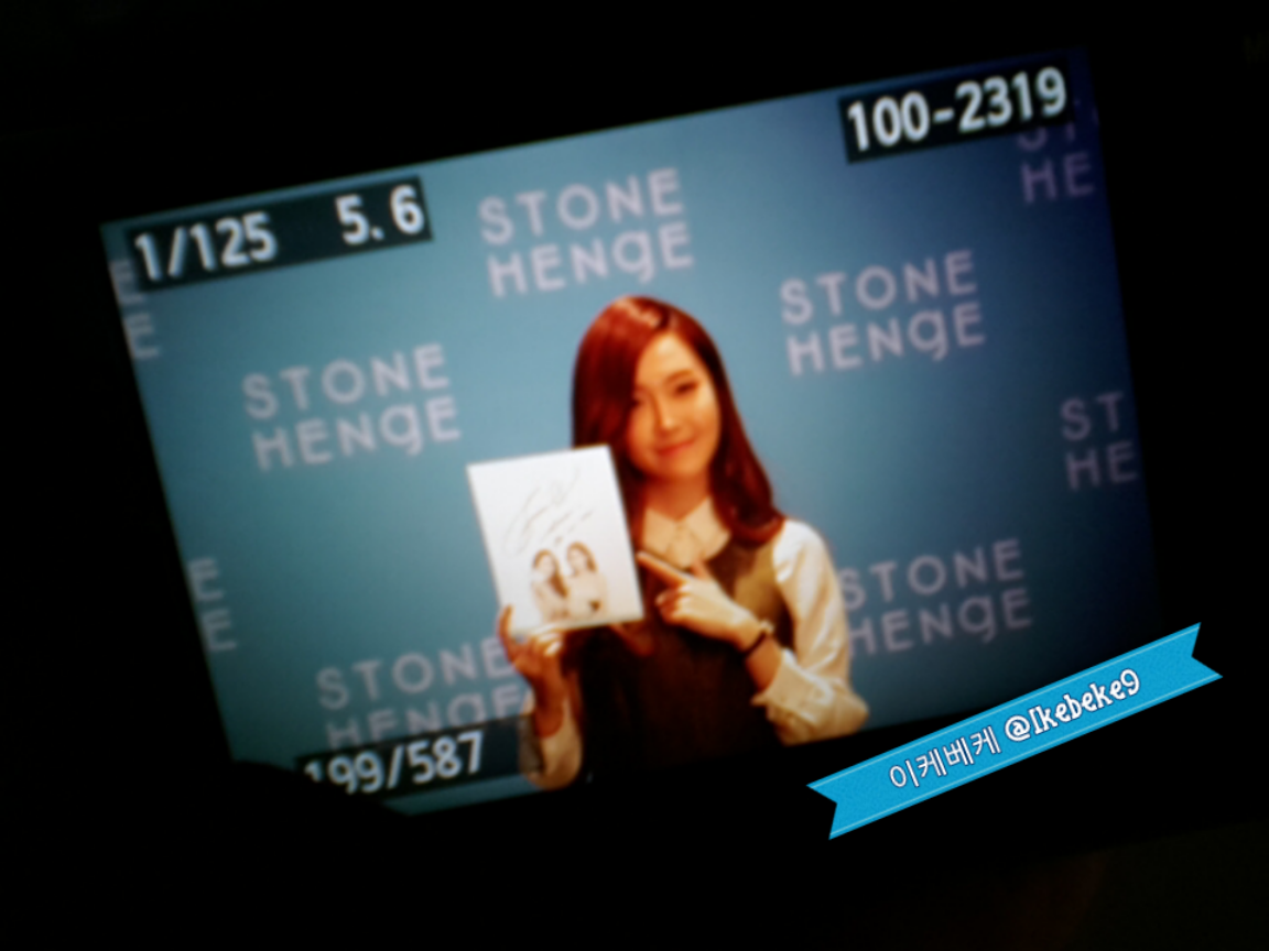 [PIC][01-12-2013]Jessica xuất hiện tại buổi fansign thứ 2 cho thương hiệu "STONEHENgE" vào trưa nay BaY1oGqCAAAY0mD