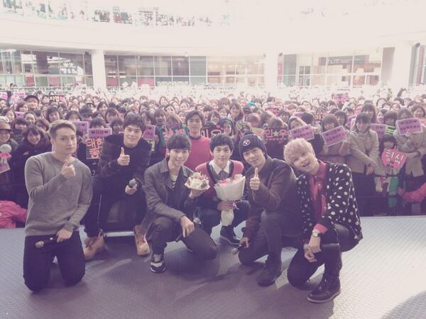 BaYBVnpCEAECg6d.jpg:medium