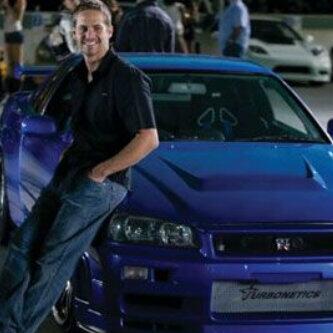 RIP paul walker... Aksi balapmu akan selalu terkenang..