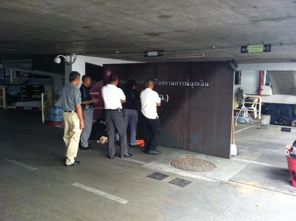 Theppakit's tweet image. ในไม่ช้านี้คงจะมีอะไรสักอย่าง !!! แว่วๆว่าอาจมีประกาศภาวะฉุกเฉิน (ภาพ@Tam_Watchara จากสตช.)