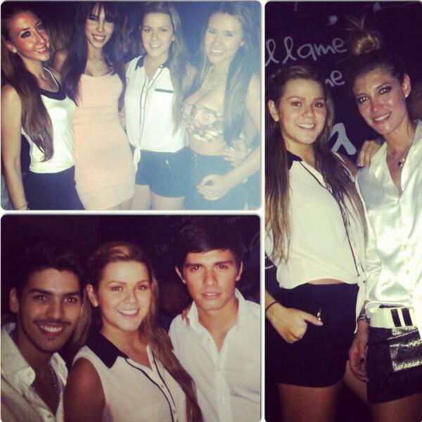 blancomariat's tweet photo. Ayer!! Celebrando los cumple de @anatorrescruz y reencuentro con viejos amigos👭👫 http://t.co/QuAKmMQv3v