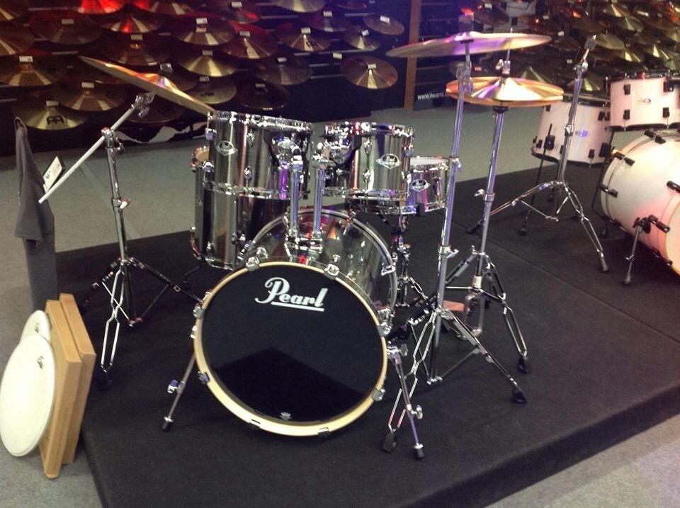 Pearl export 2024 smokey chrome